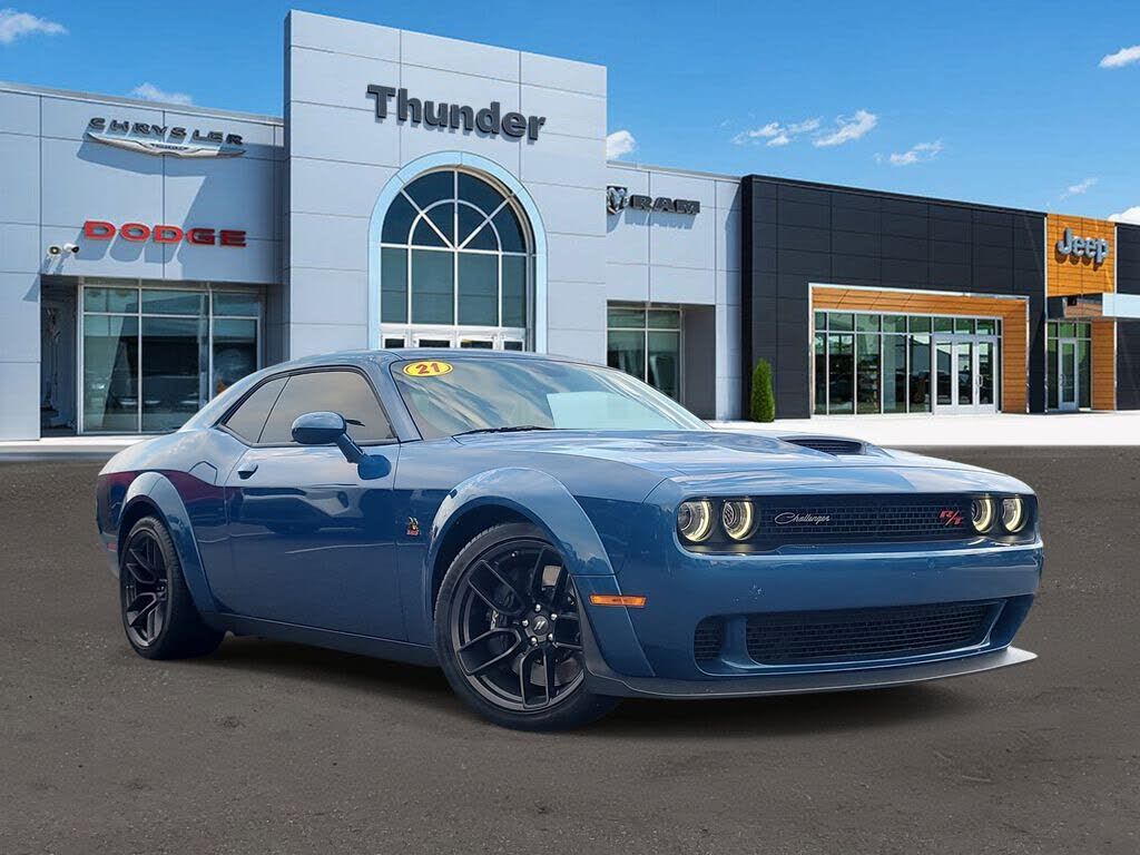 2021 DODGE Challenger