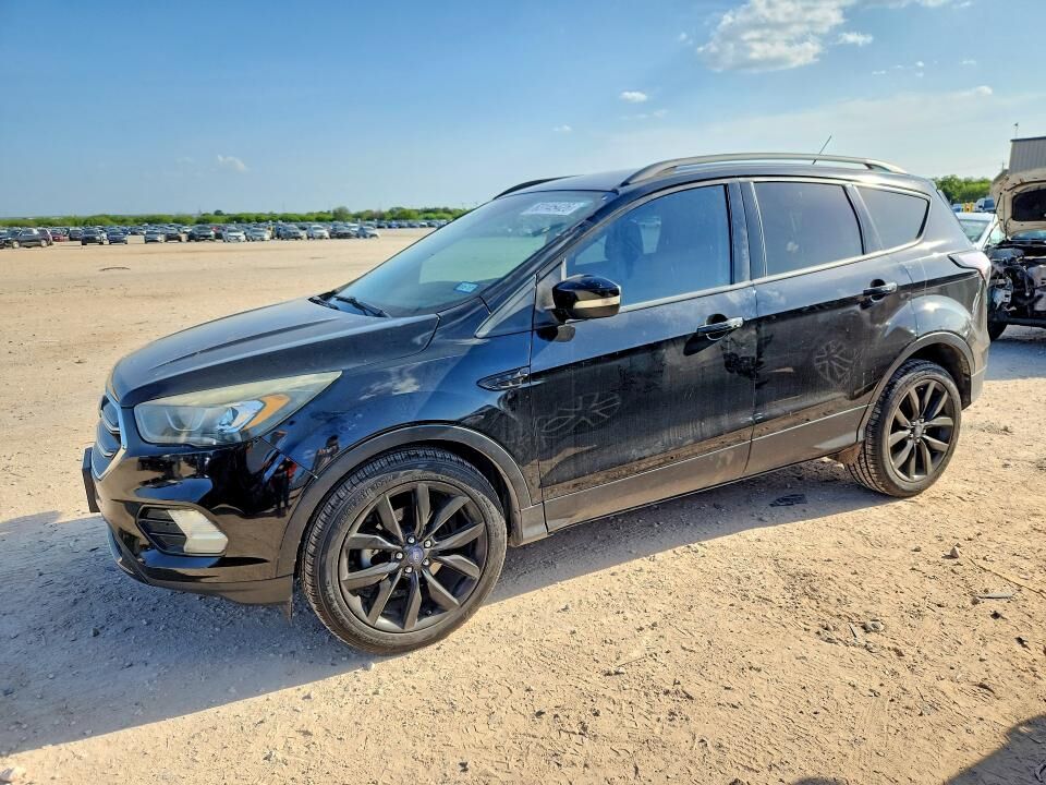 2017 FORD Escape