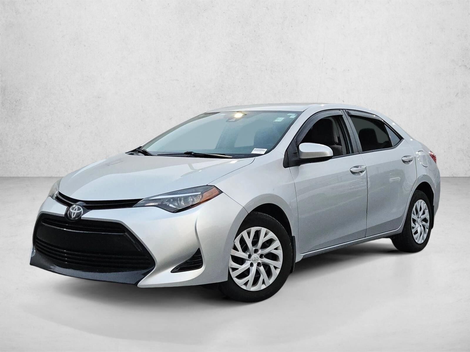 2018 TOYOTA Corolla