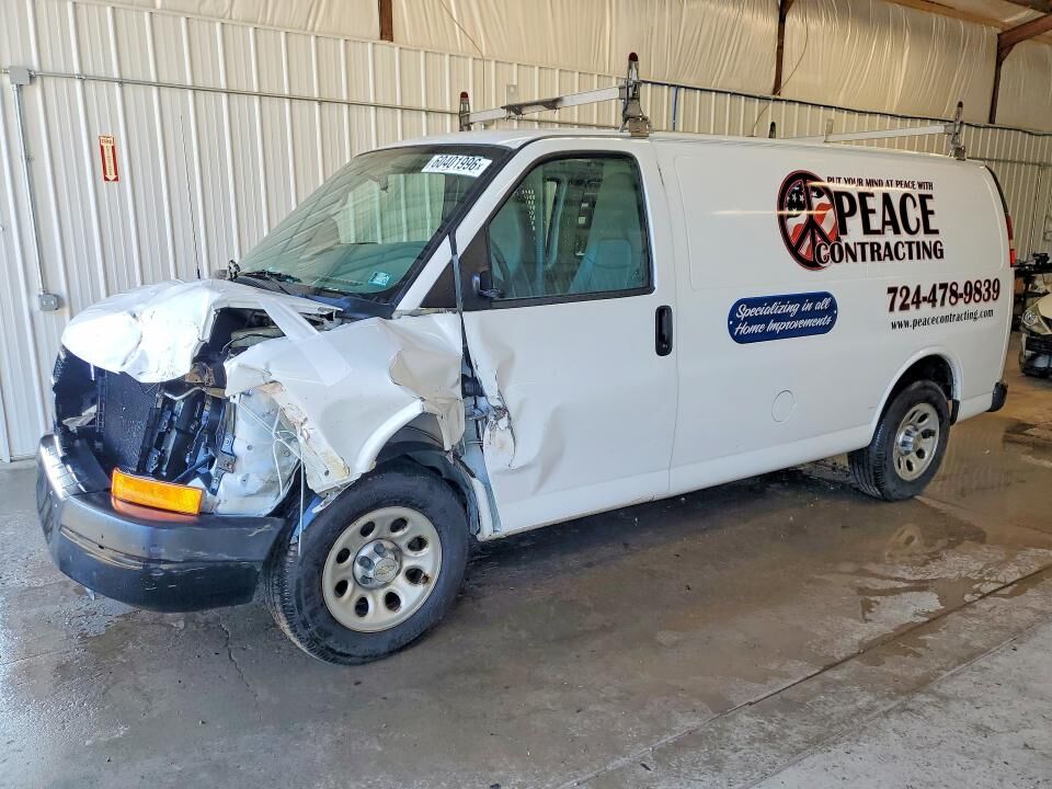 2013 CHEVROLET Express
