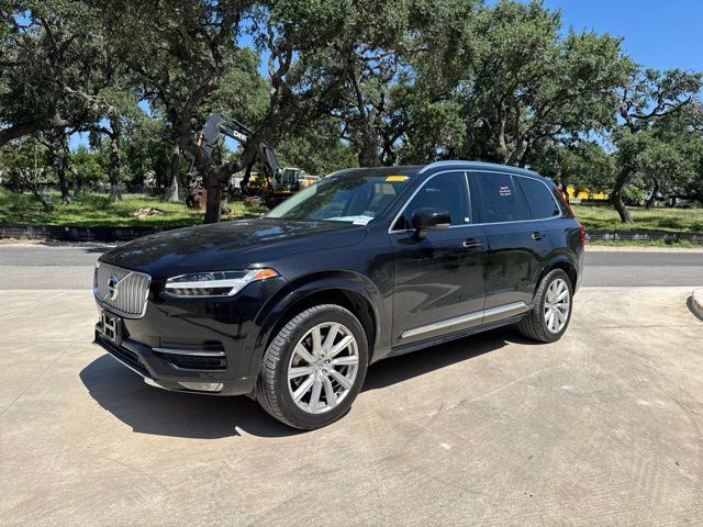 2016 VOLVO XC90