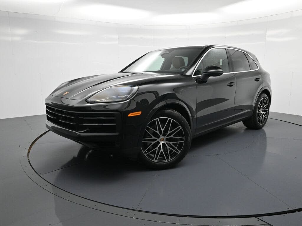 2026 PORSCHE Cayenne