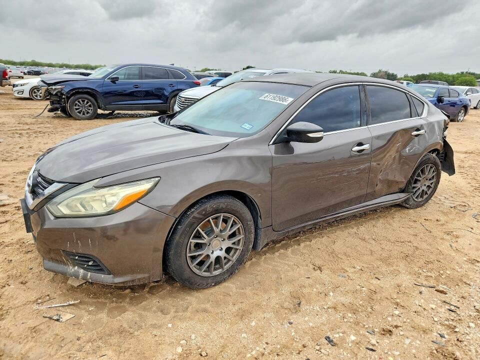 2016 NISSAN Altima
