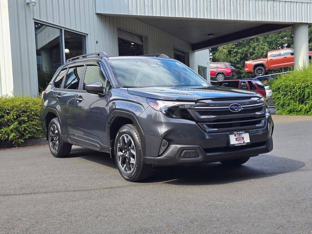 2025 SUBARU Forester