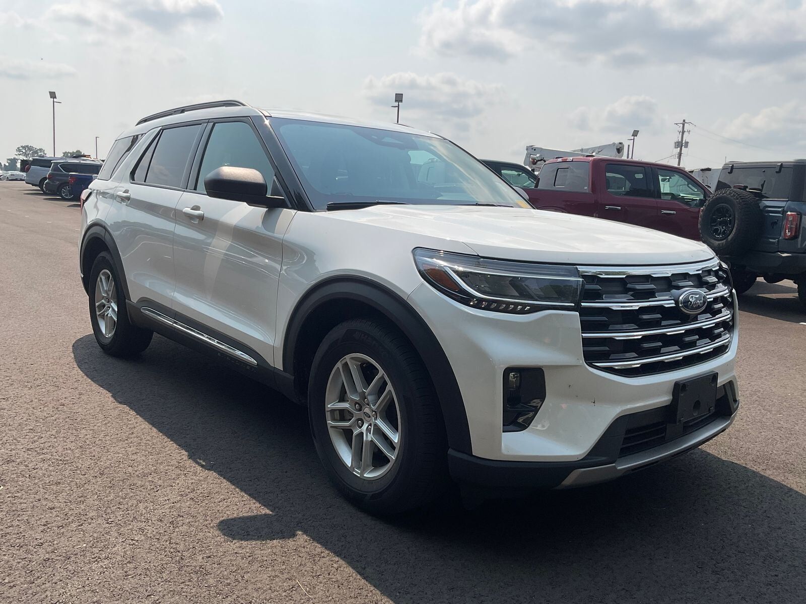2025 FORD Explorer