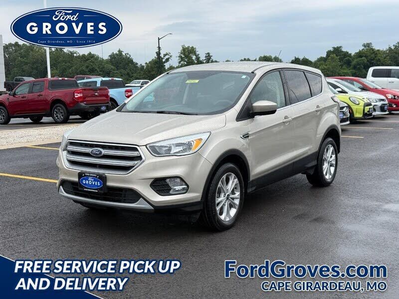 2017 FORD Escape