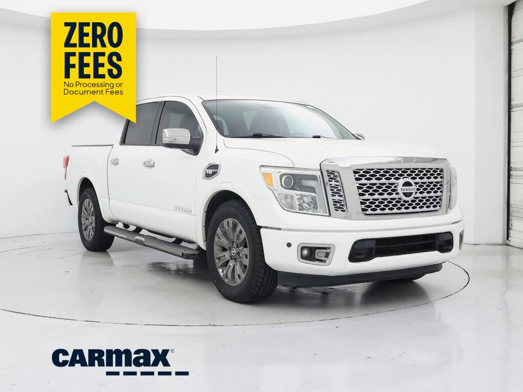 2017 NISSAN Titan
