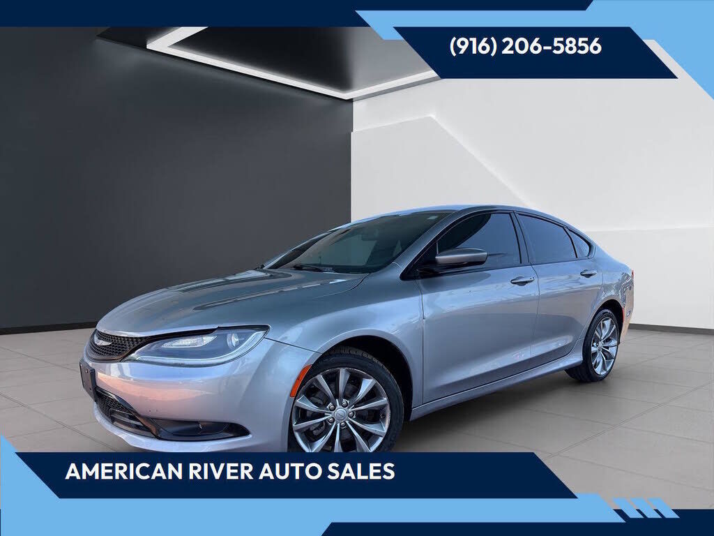 2015 CHRYSLER 200