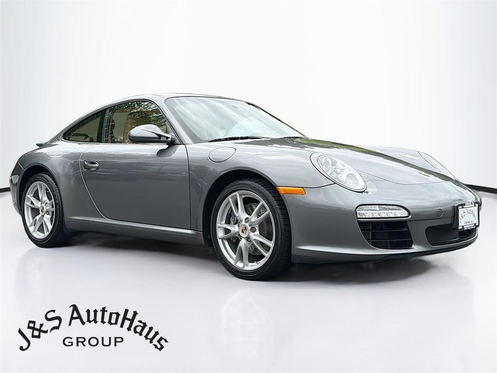 2011 PORSCHE 911