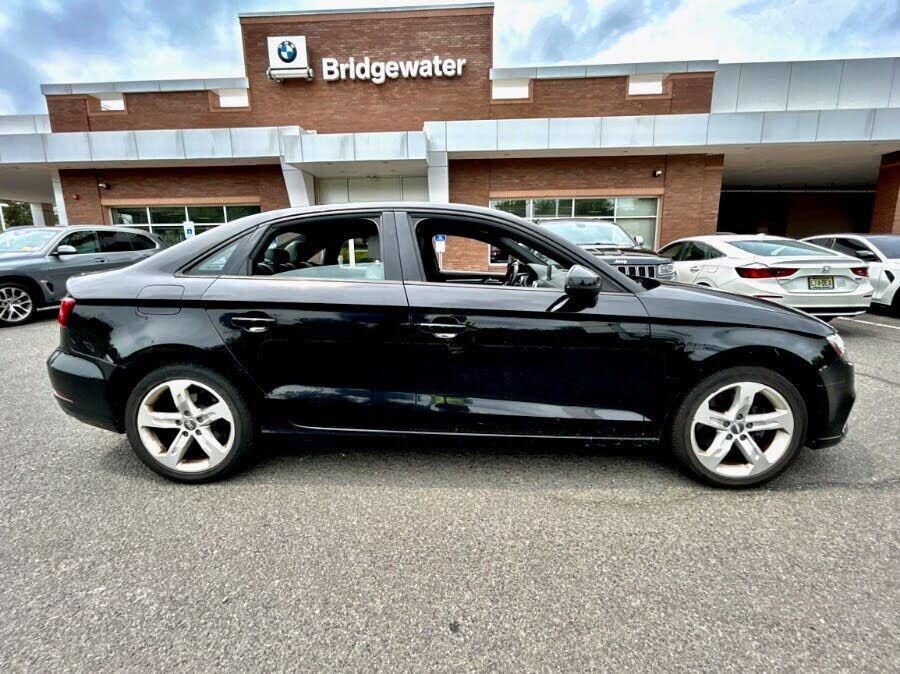 2017 AUDI A3
