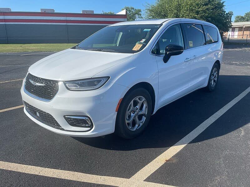 2024 CHRYSLER Pacifica