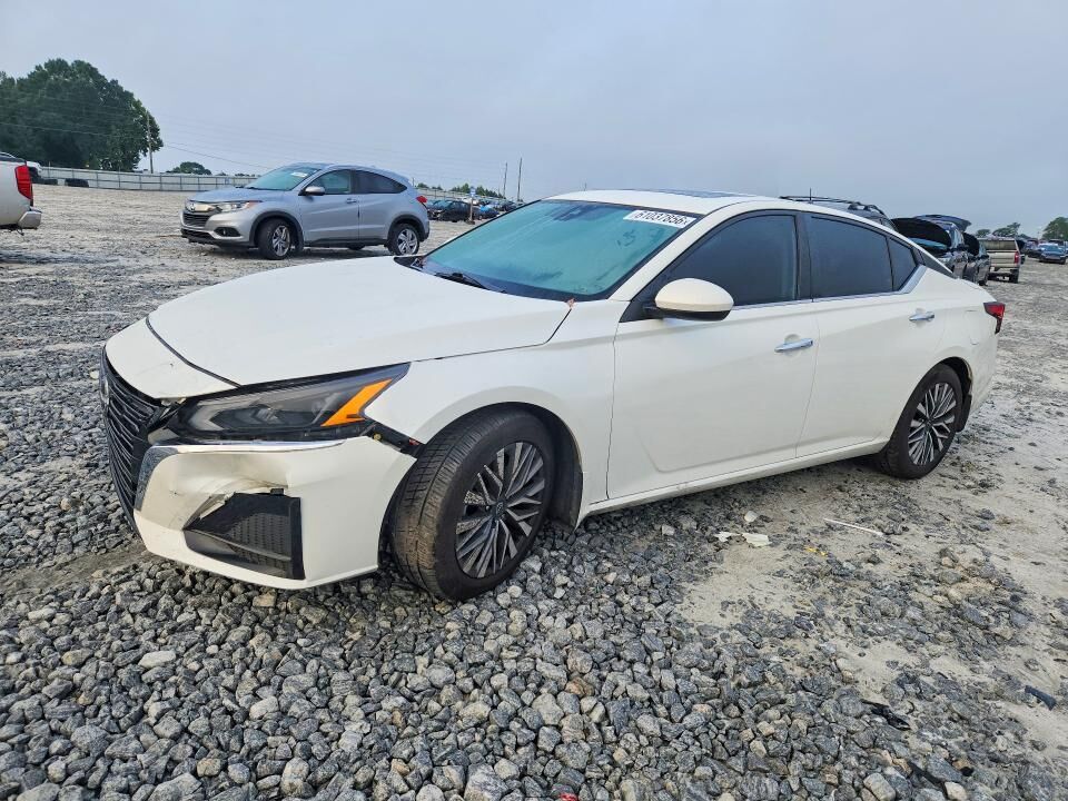 2023 NISSAN Altima