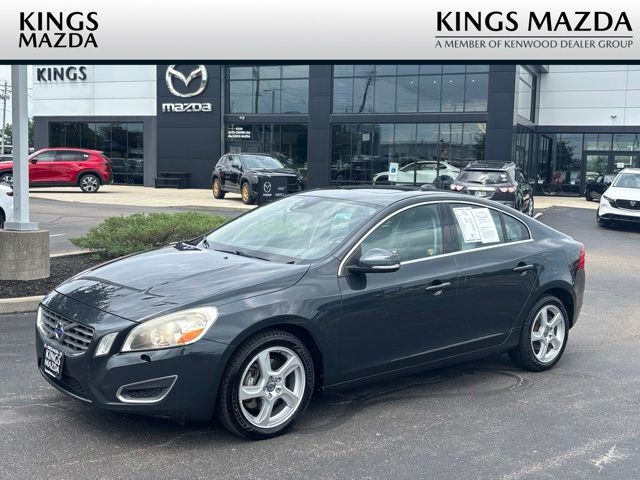 2013 VOLVO S60
