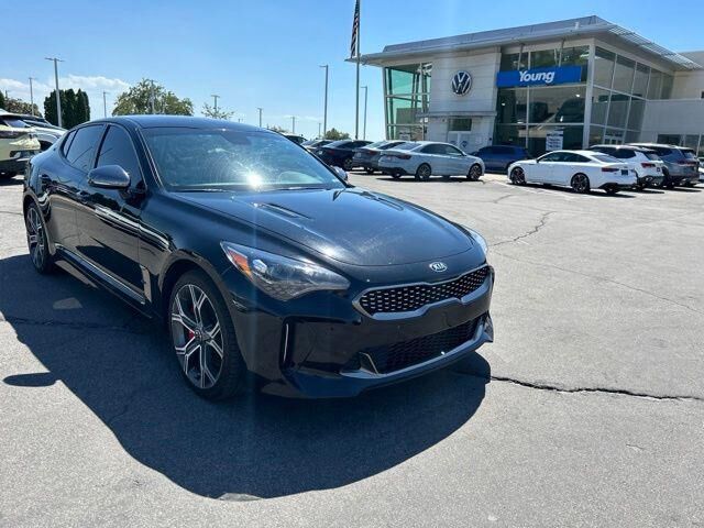 2020 KIA Stinger