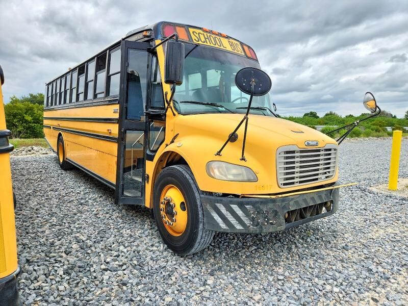 2009 FREIGHTLINER B2 Bus Chassis