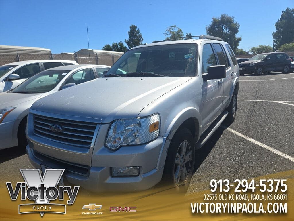 2010 FORD Explorer
