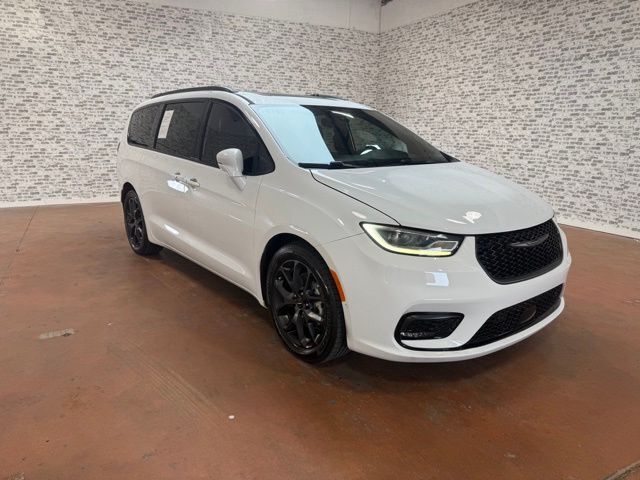 2022 CHRYSLER Pacifica