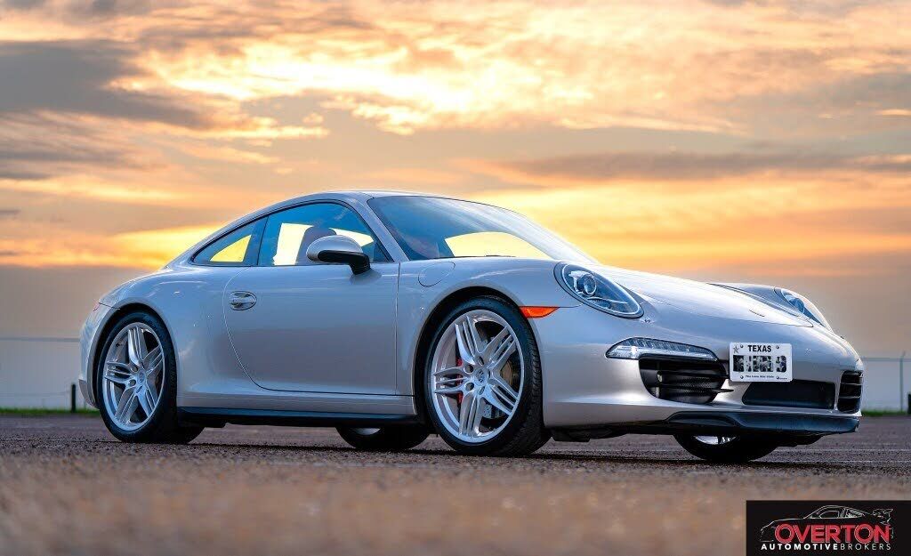 2013 PORSCHE 911