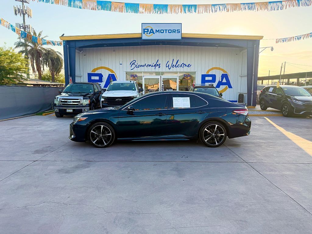 2018 TOYOTA Camry