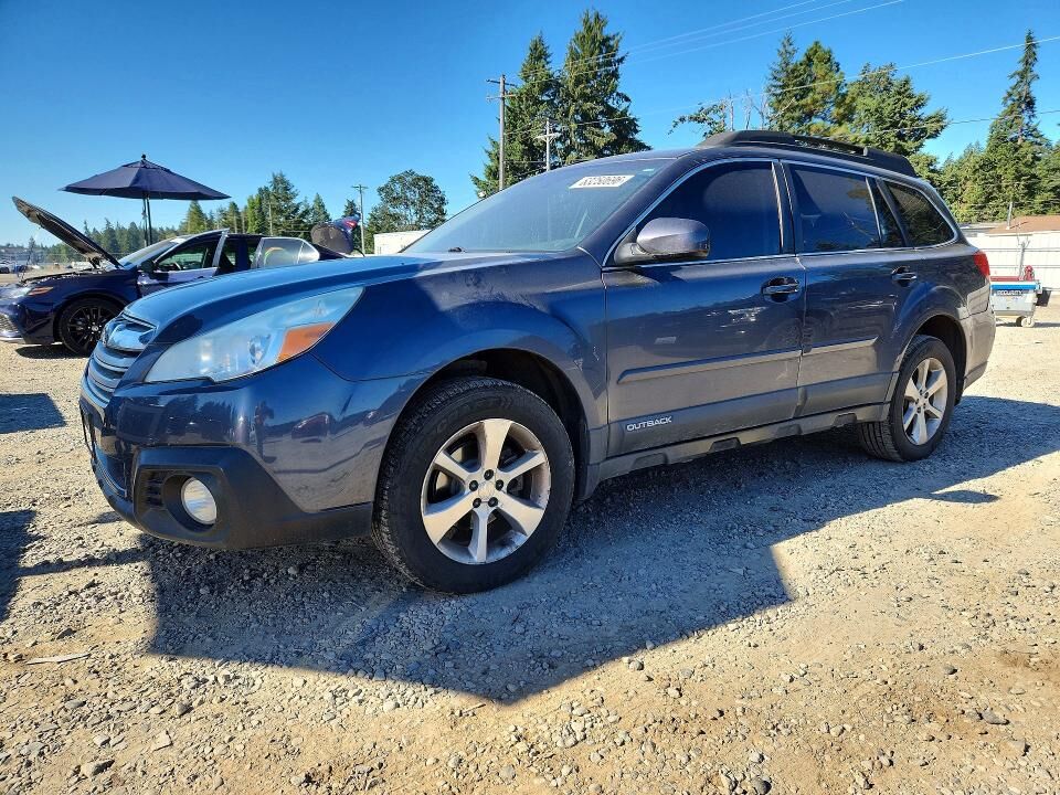 2014 SUBARU Outback