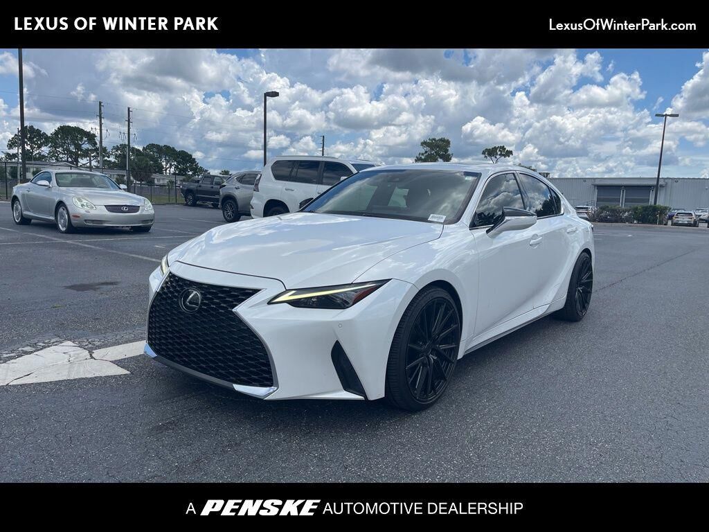 2023 LEXUS IS