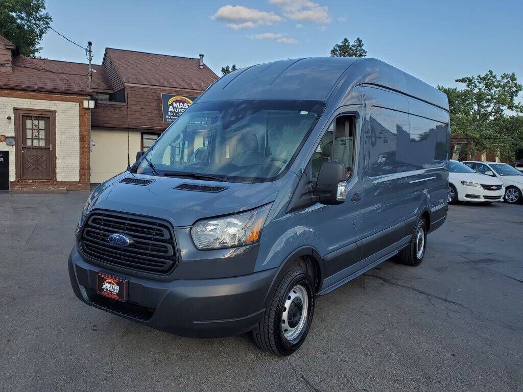 2019 FORD Transit