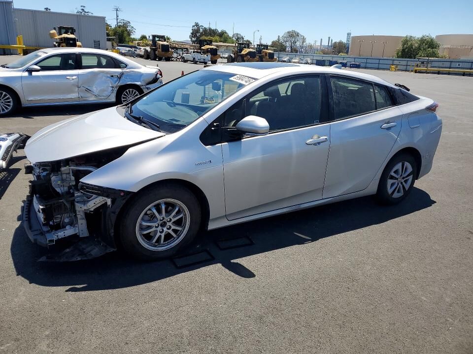 2016 TOYOTA PRIUS