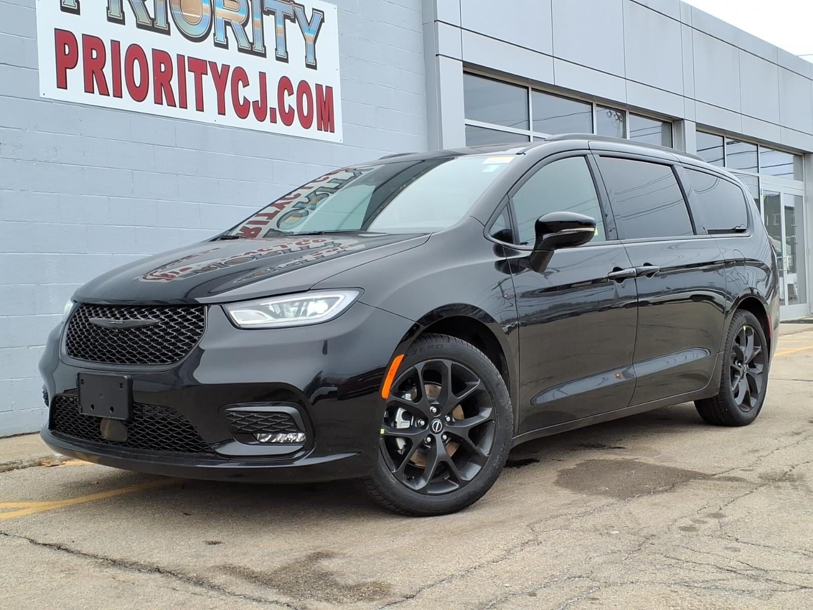 2026 CHRYSLER Pacifica