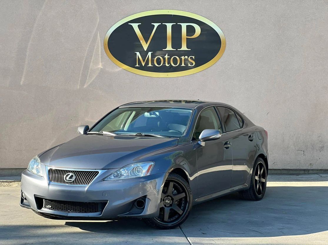 2013 LEXUS IS