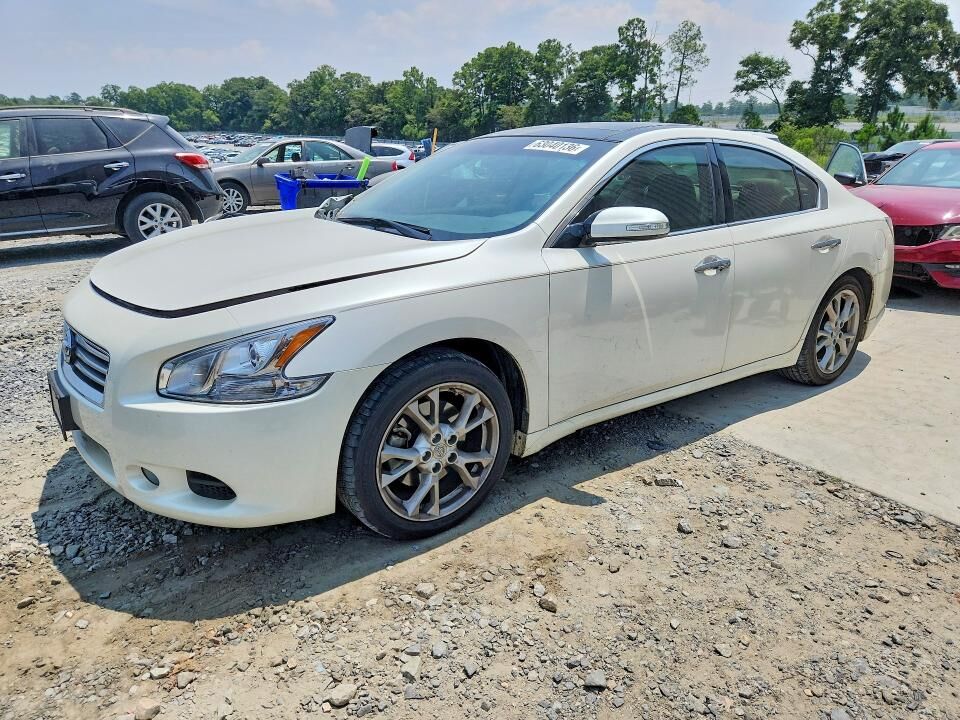 2014 NISSAN Maxima