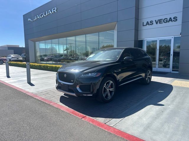 2017 JAGUAR F-Pace