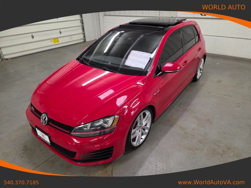 2016 VOLKSWAGEN Golf GTI