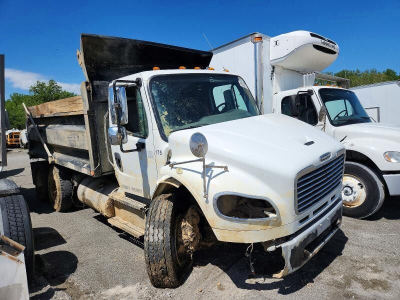 2020 FREIGHTLINER M2