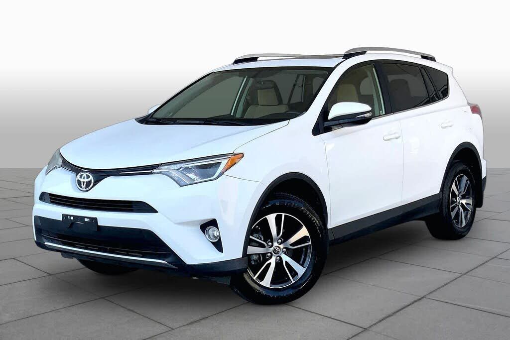 2016 TOYOTA RAV4