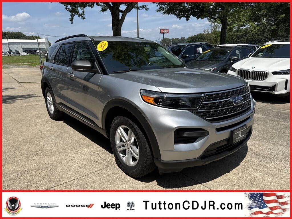 2023 FORD Explorer