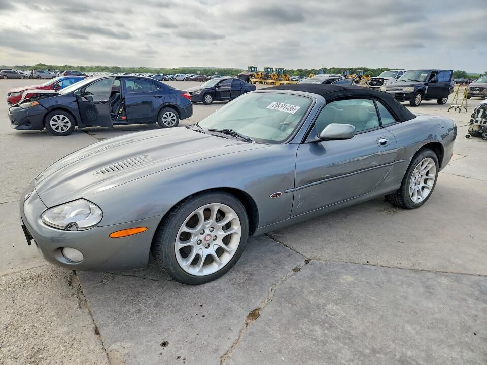 2002 JAGUAR XKR