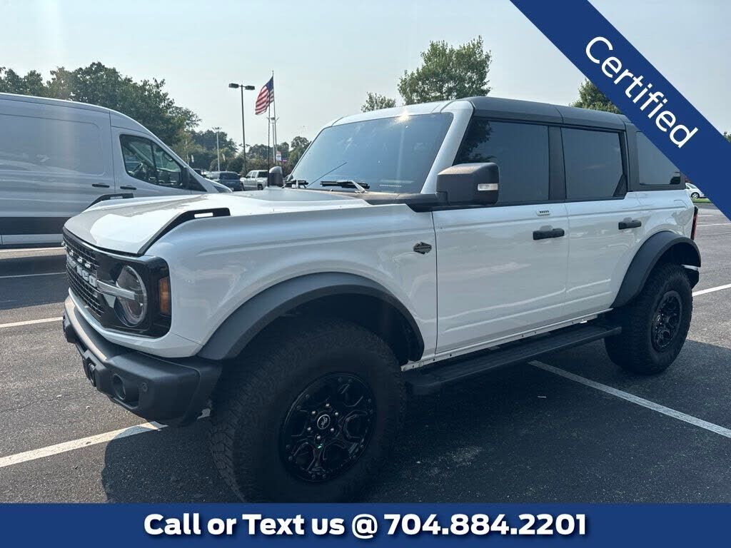 2023 FORD Bronco