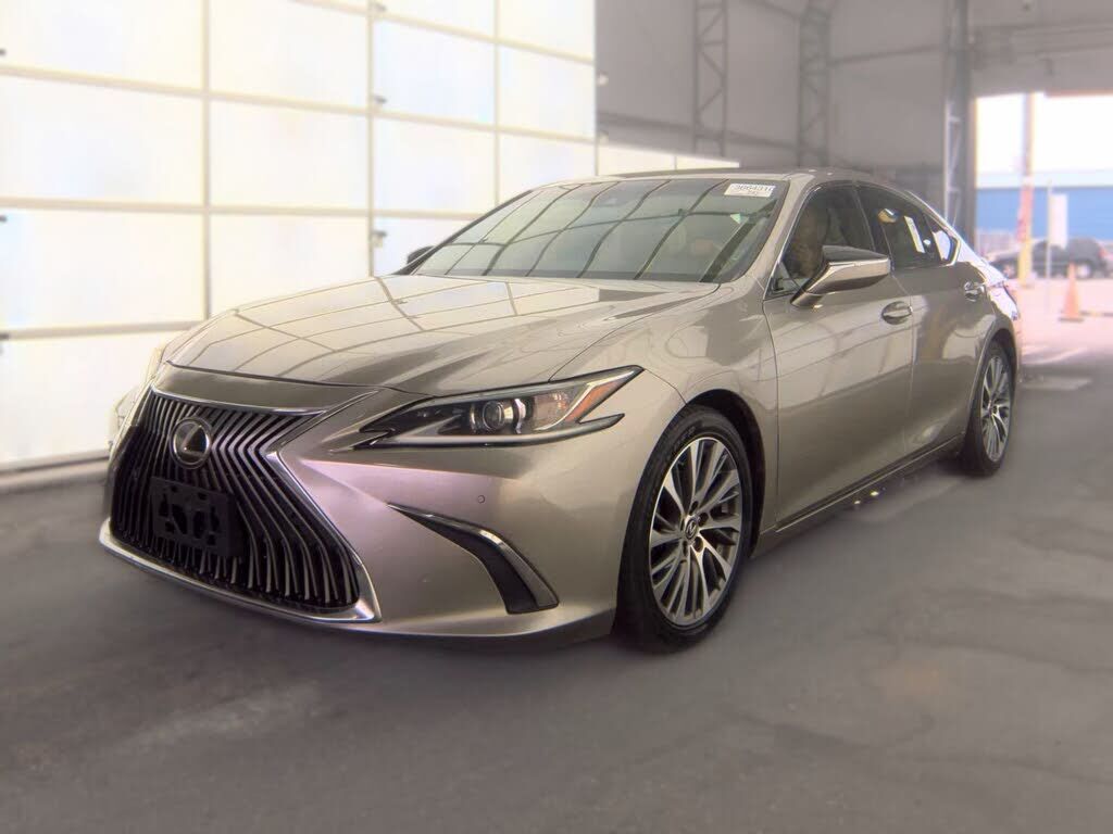2021 LEXUS ES
