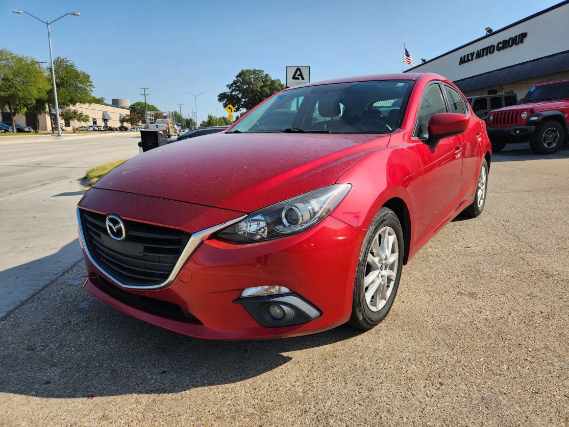 2015 MAZDA Mazda3