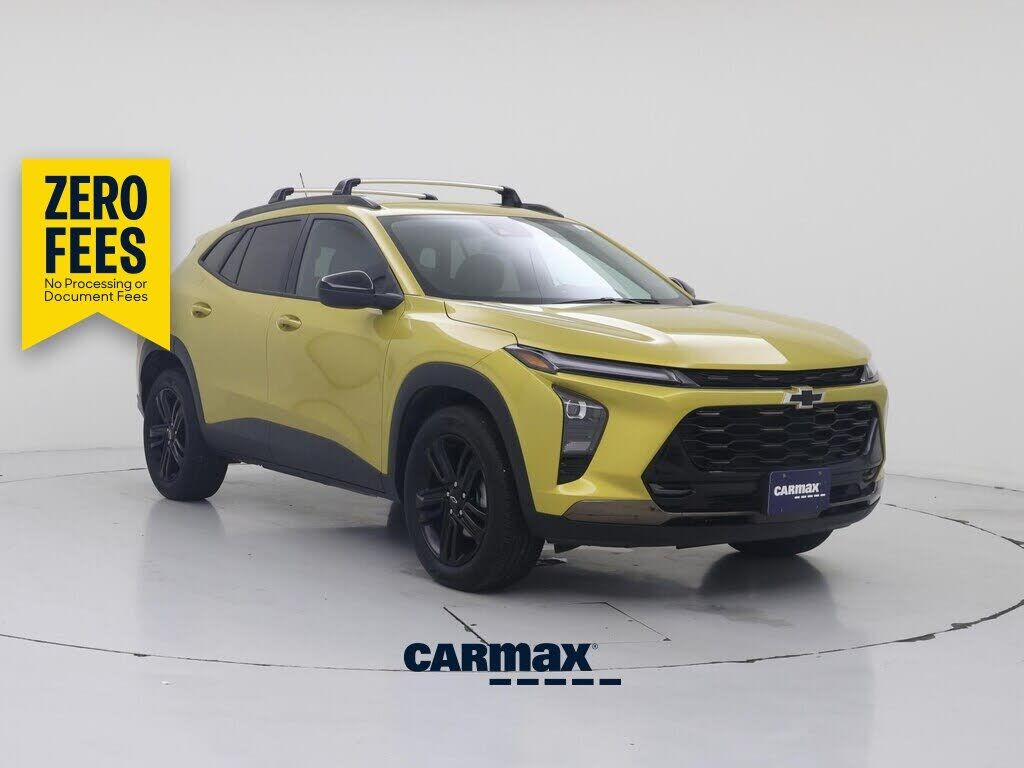 2025 CHEVROLET Trax