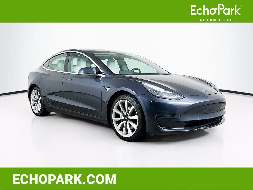 2018 TESLA Model 3