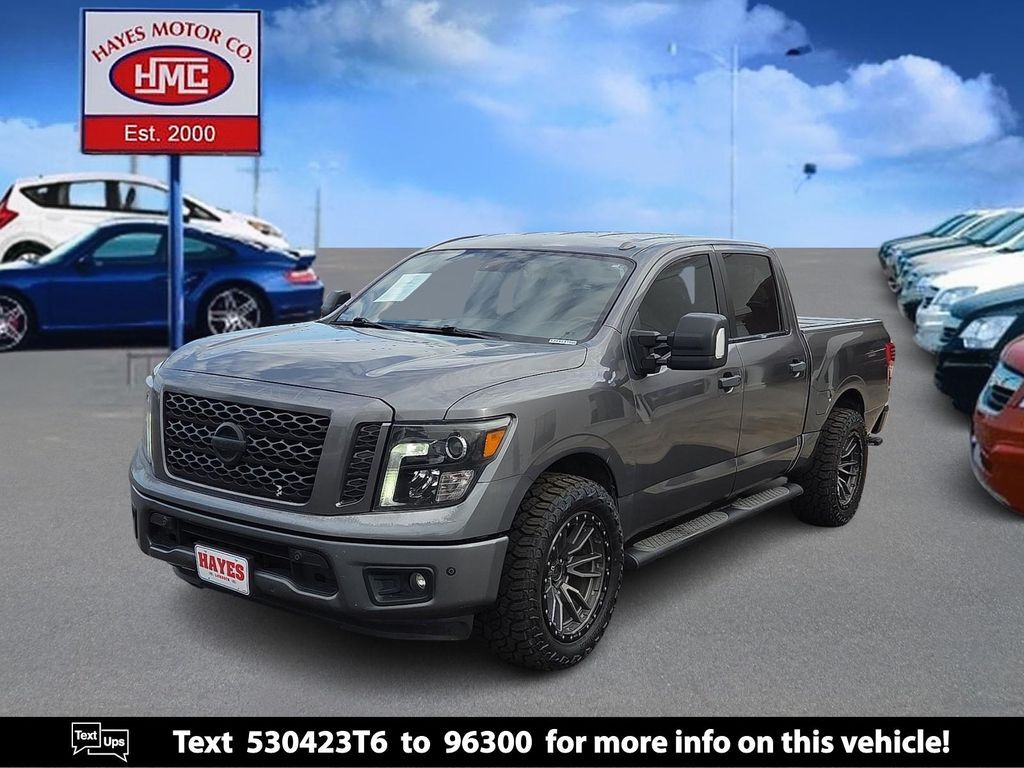 2019 NISSAN Titan