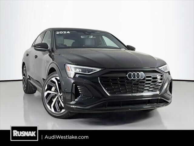 2024 AUDI Q8