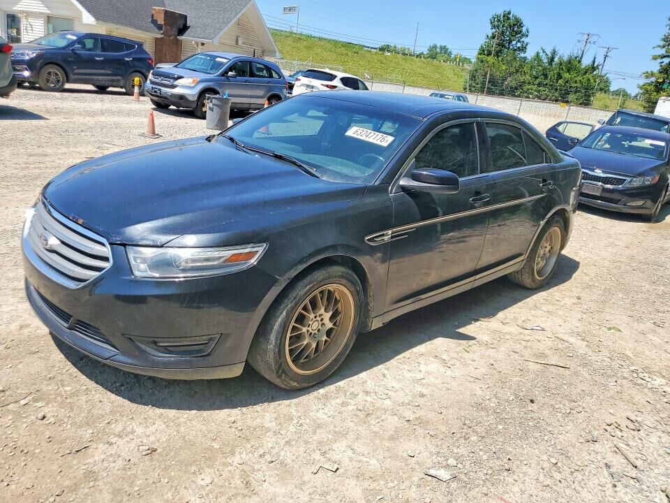 2013 FORD Taurus
