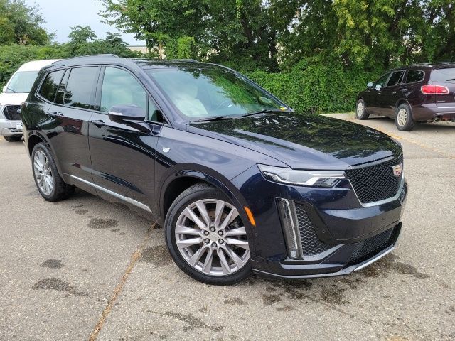 2021 CADILLAC XT6