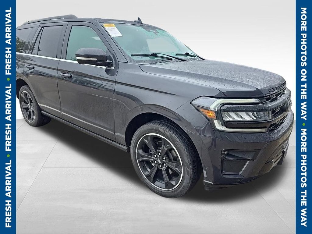 2022 FORD Expedition