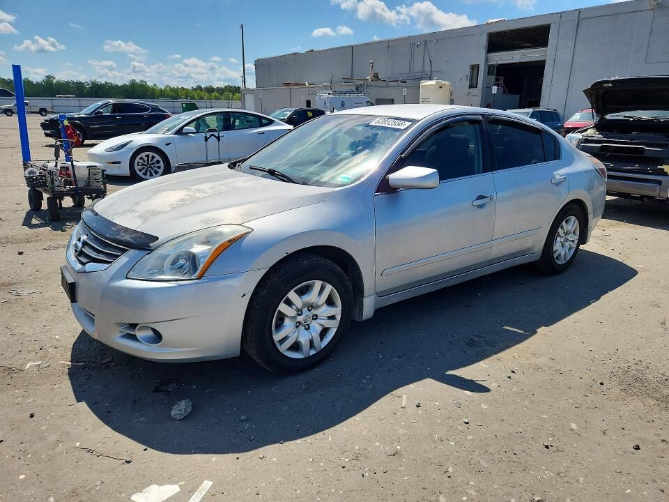 2012 NISSAN Altima