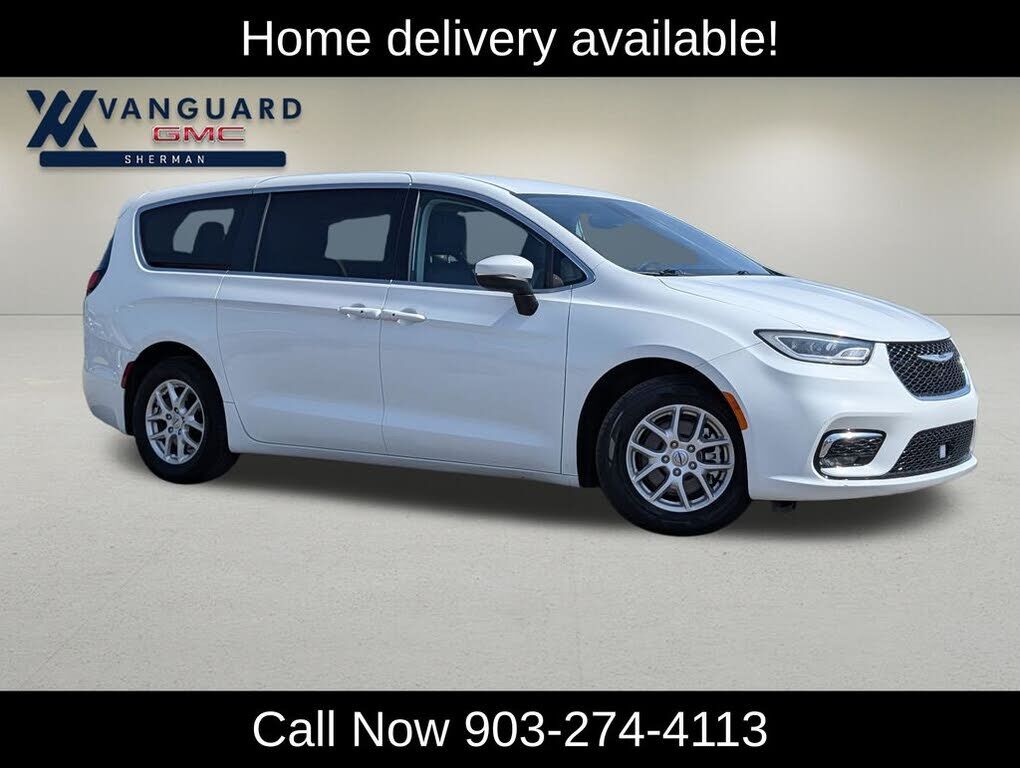 2023 CHRYSLER Pacifica