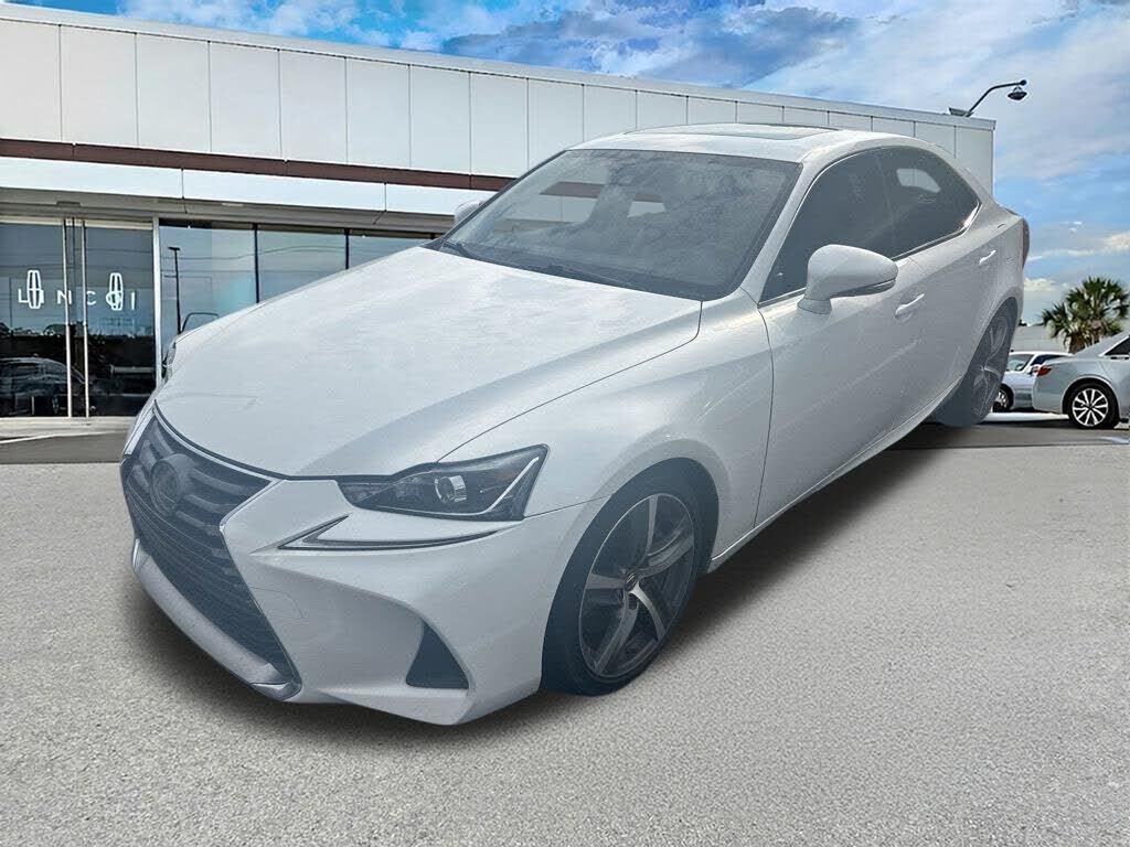 2018 LEXUS IS
