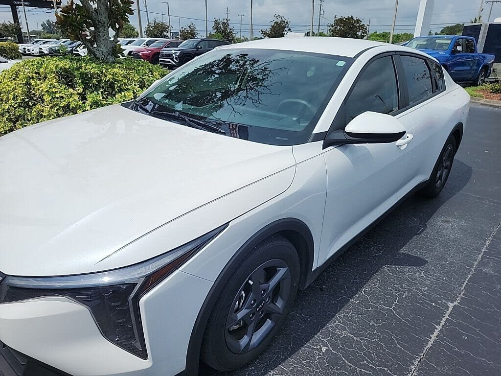 2025 KIA K4